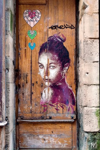 Graf : par Nasti en 2016 rue du loup à BordeauxPhoto : Eve/Philippe - 07/2018